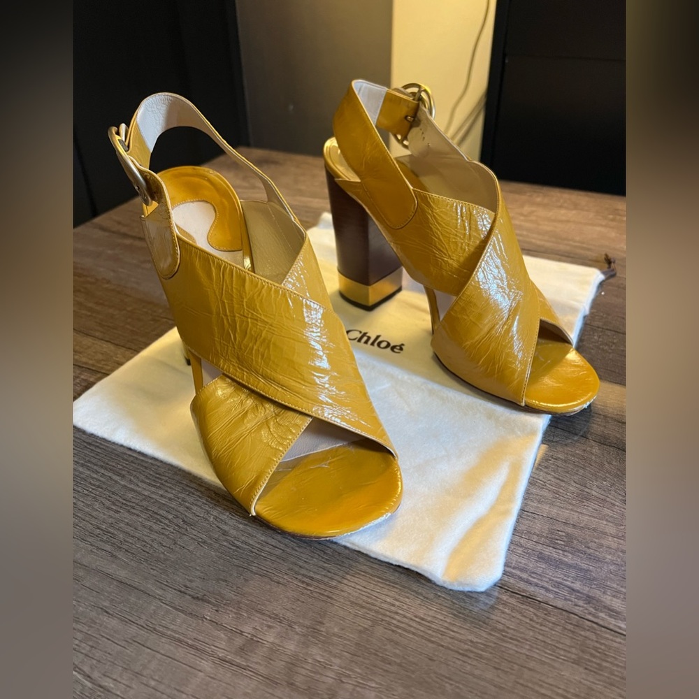 Chloe. Made in Italy. Good condition.